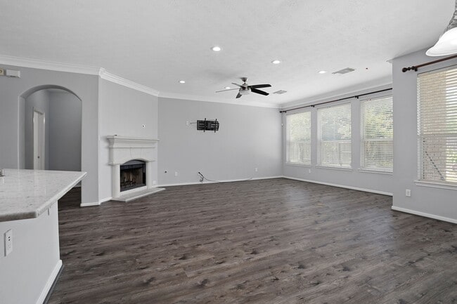 Building Photo - 6703 Forsythe Ln
