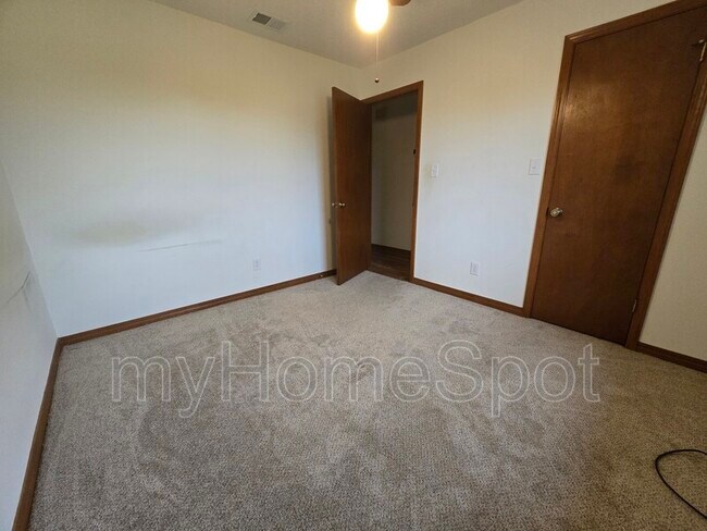 Building Photo - 2457 Cavalla Loop