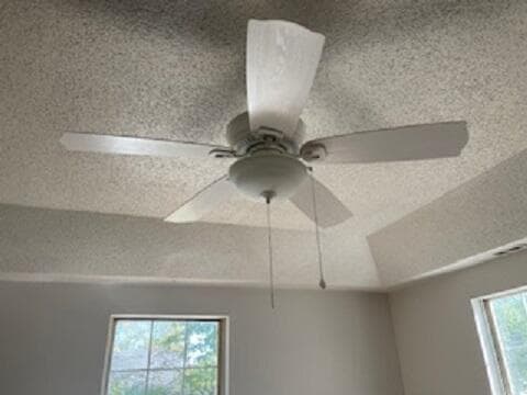 Building Photo - 401 W Worley St