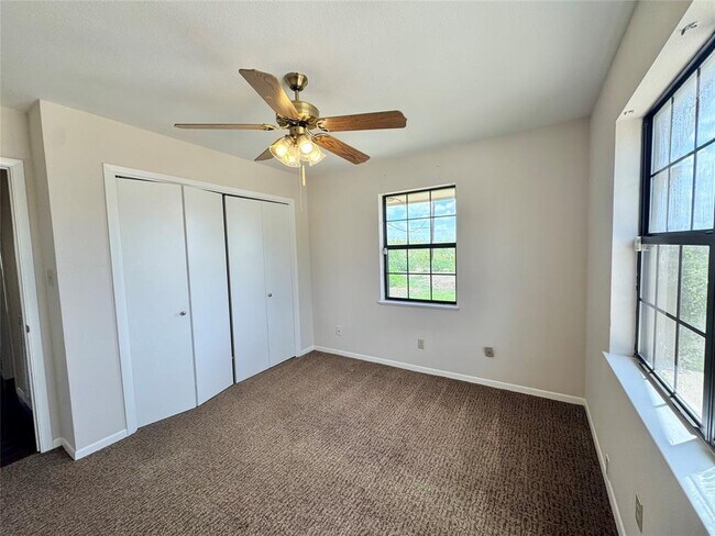 Building Photo - 18512 Carlson Ln