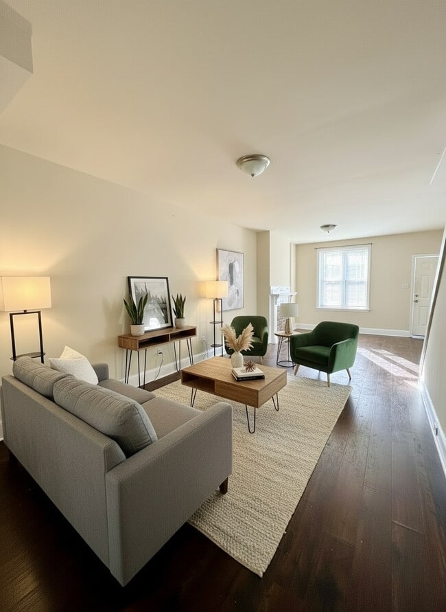 Building Photo - 1943 E Monmouth St