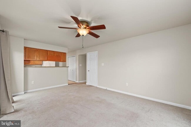 Building Photo - 16 Varone Dr