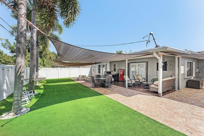Building Photo - 517 Ibis Dr