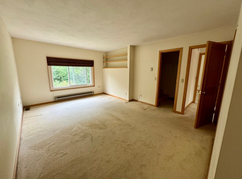 Building Photo - 113 Penny Ln