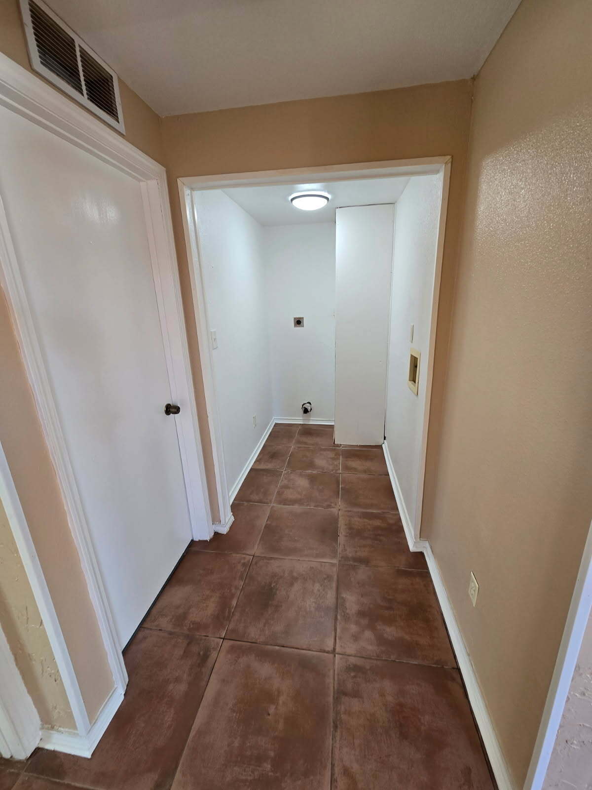 Building Photo - 1507 Polk St