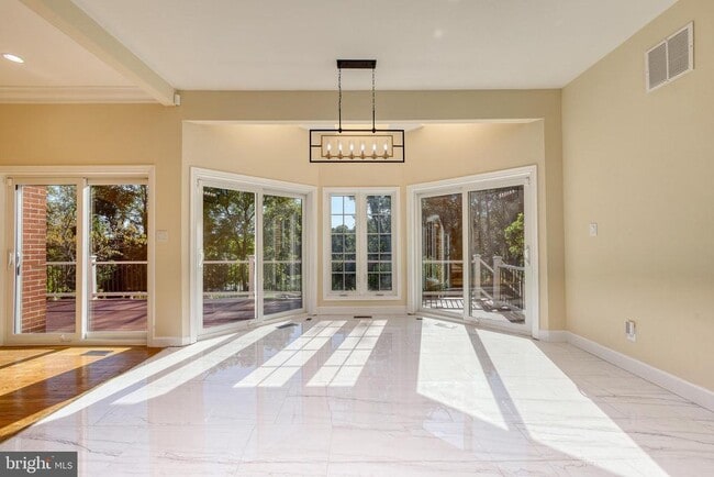 Building Photo - 1159 Mill Garden Ct