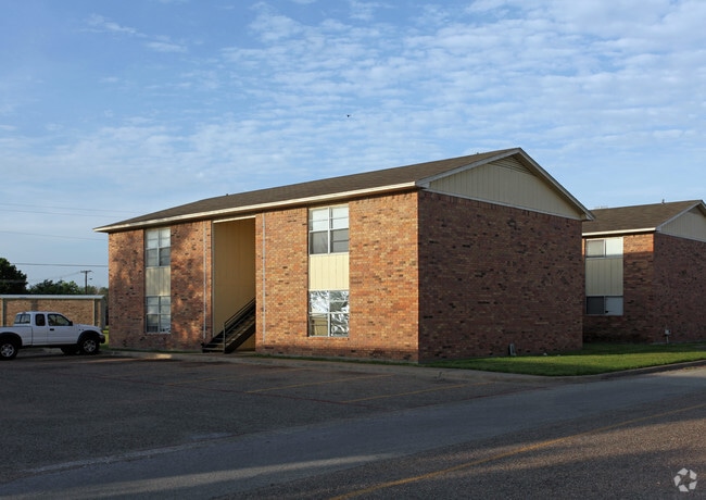 Building Photo - 200 High School Dr