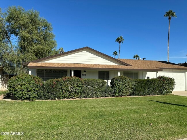 Primary Photo - 3513 N Apache Way
