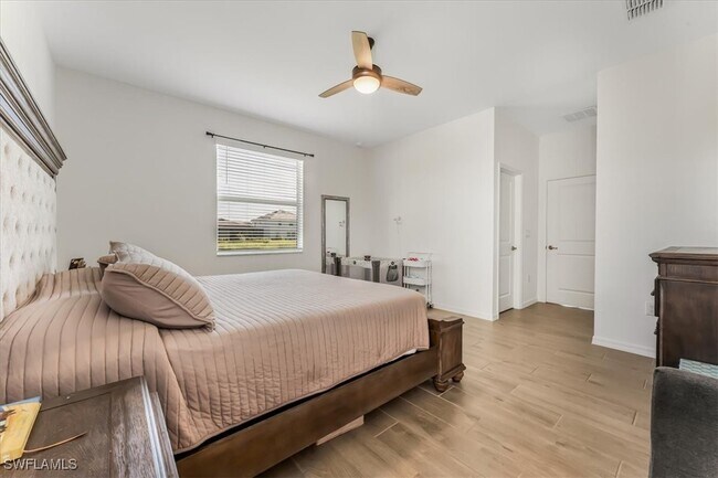 Building Photo - 2581 Kona Wy