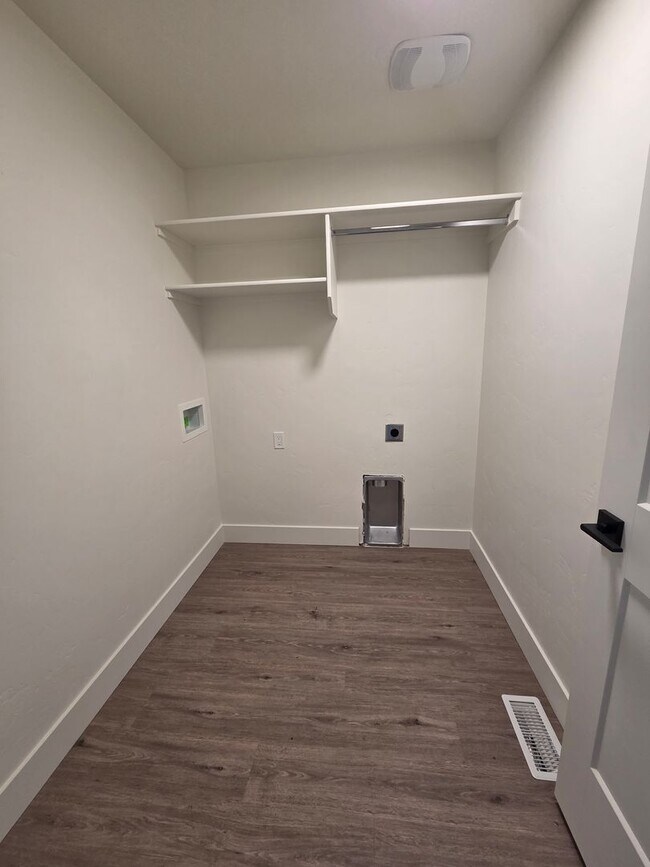 Building Photo - 4607 Highgarden Wy