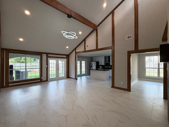 Building Photo - 4006 Cedar Ridge Ct
