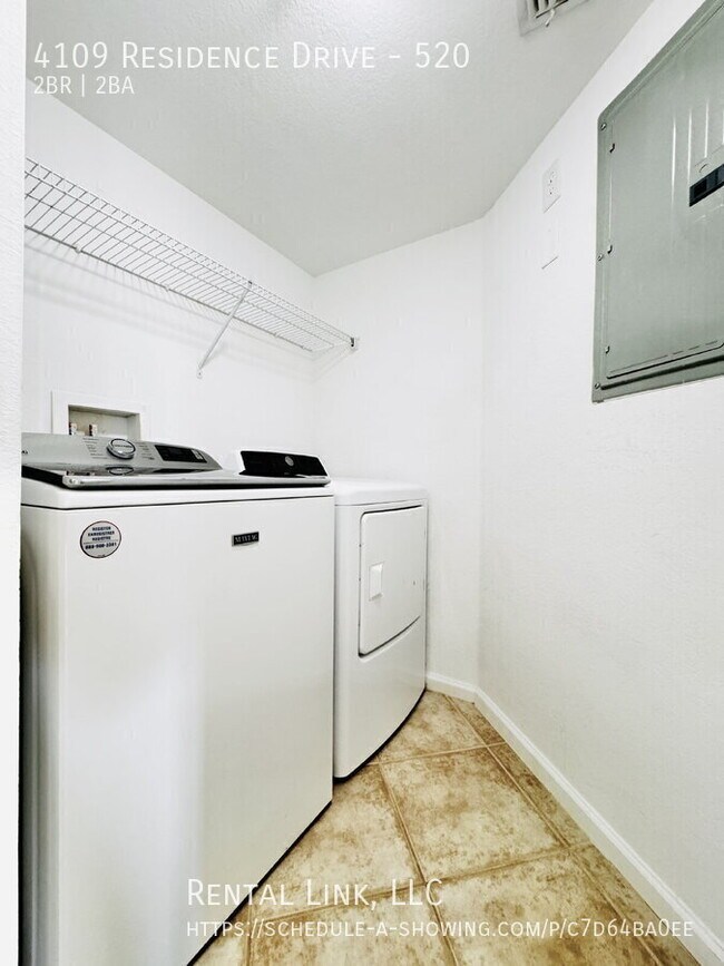 Building Photo - 4109 Residence Drive