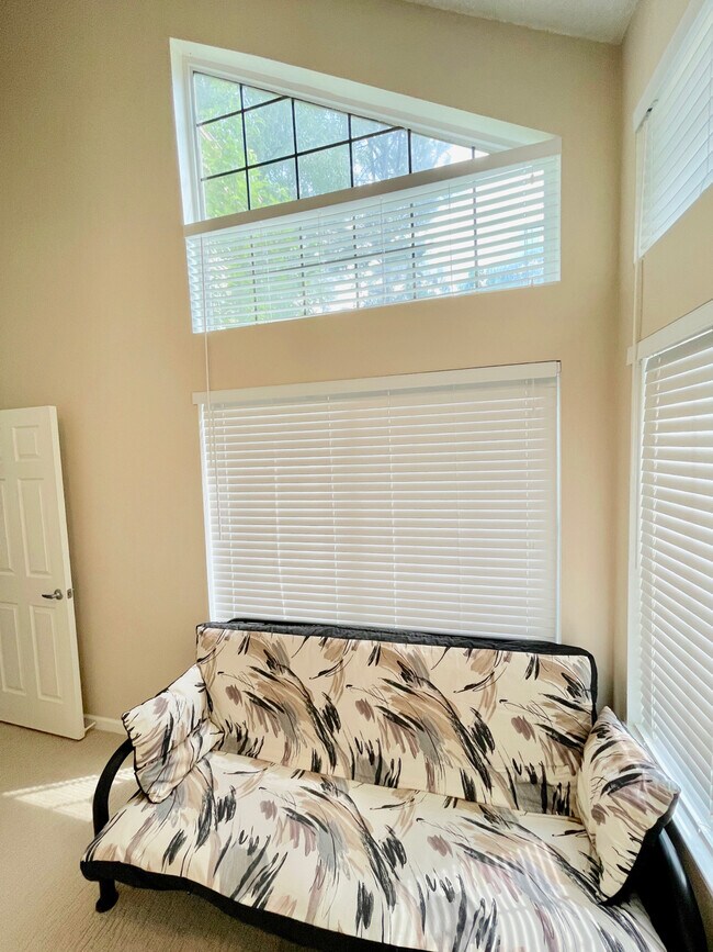 Building Photo - 4815 White Rock Cir