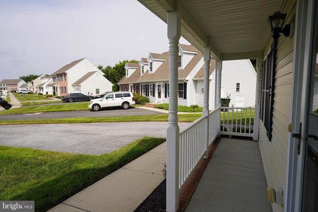 Building Photo - 1331 Aspen Dr