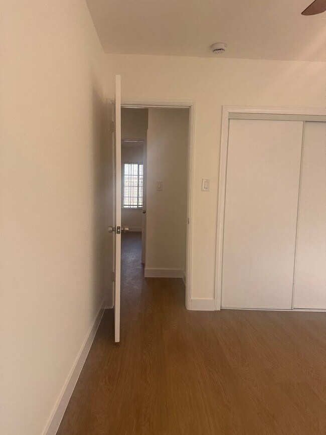 Building Photo - 2918 11th Ave