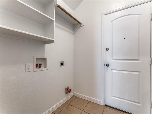 Building Photo - 544 Braewick Dr