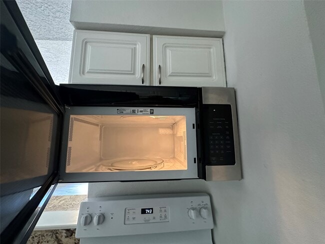 Building Photo - 2125 Augusta Dr