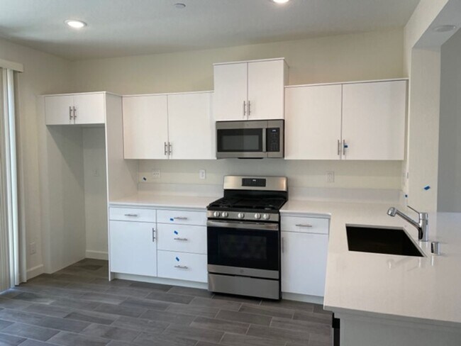 Building Photo - 2056 N Walling Ln