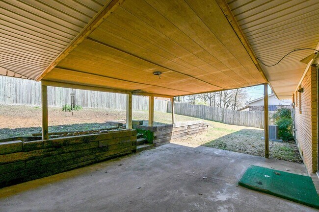 Building Photo - 1331 Starfield Rd