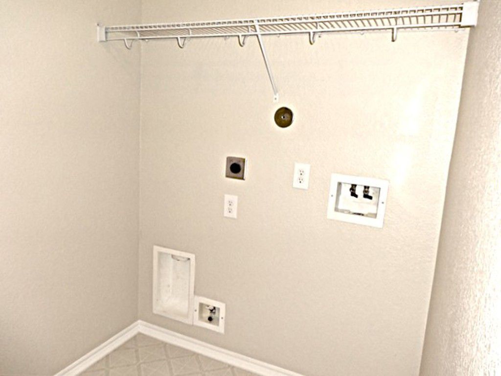 Building Photo - 9514 Narnia Springs Ct