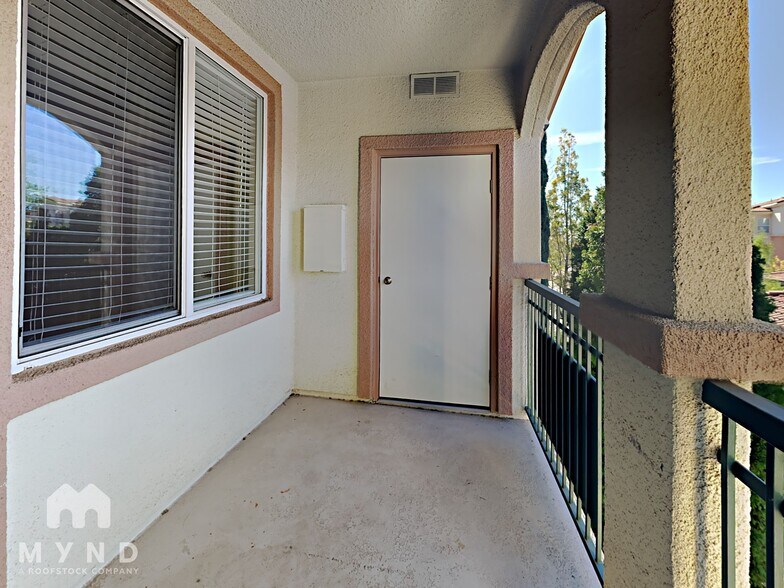 Building Photo - 1501 Secret Ravine Pkwy