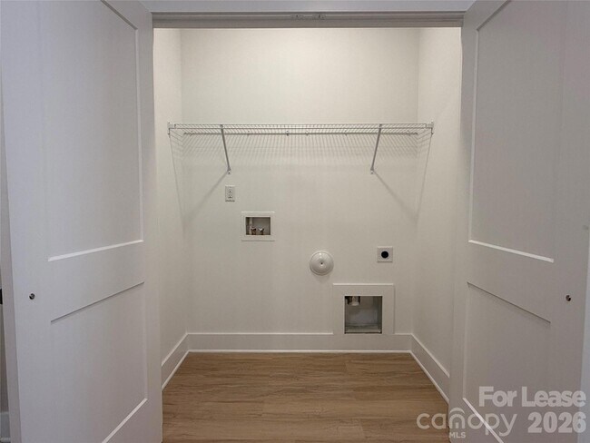 Building Photo - 1211 Tower Dr