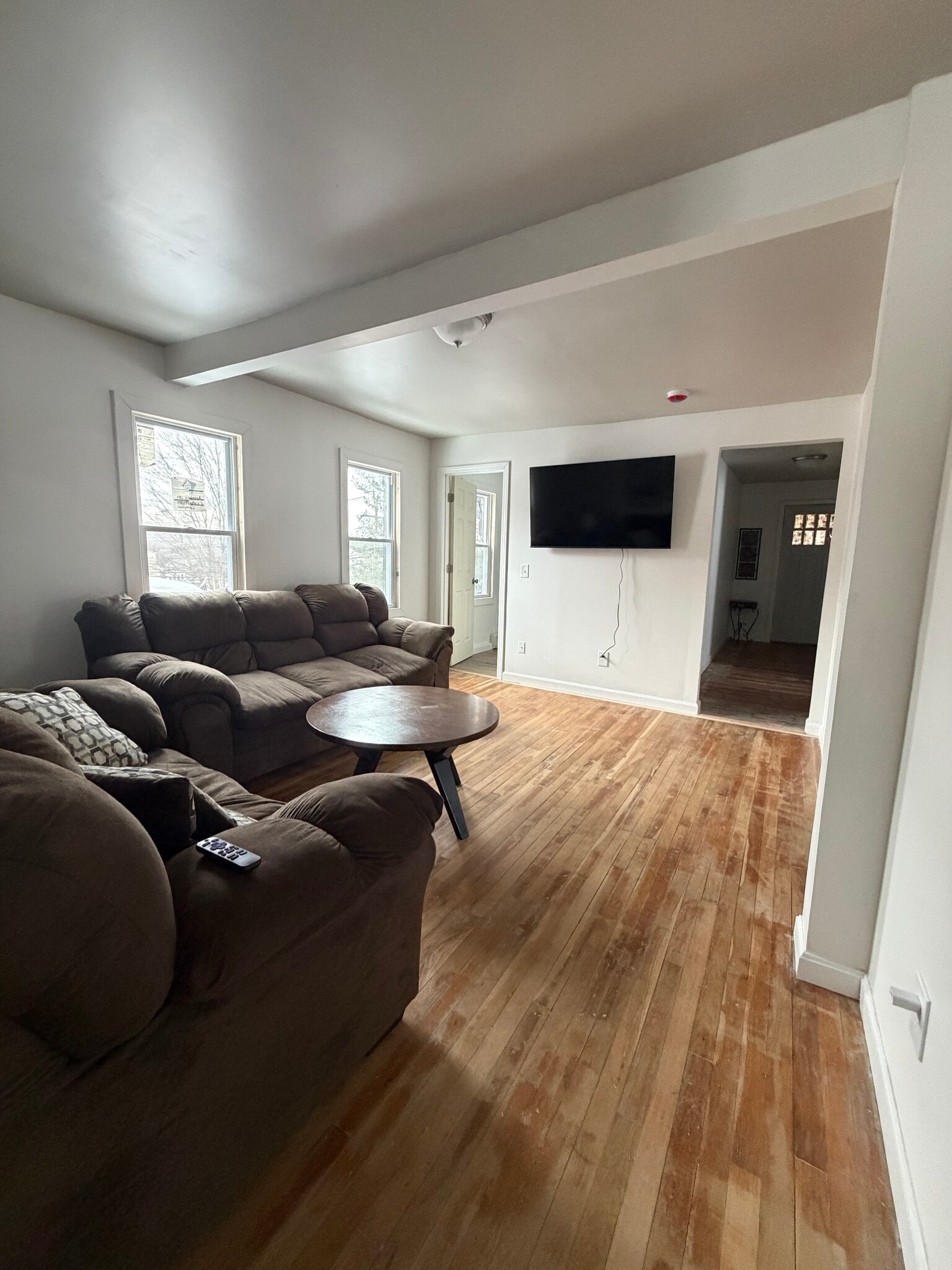 Building Photo - 490 Boswell Ave