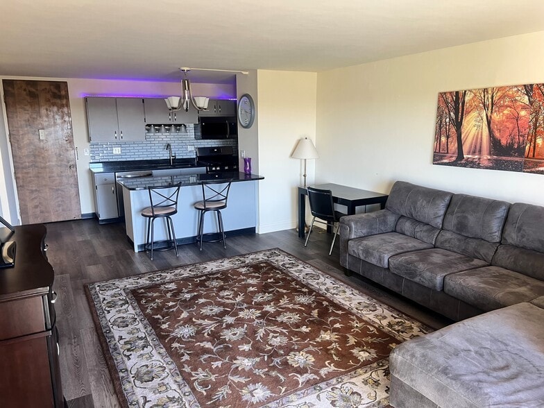 Building Photo - Portage Trail East Apartments