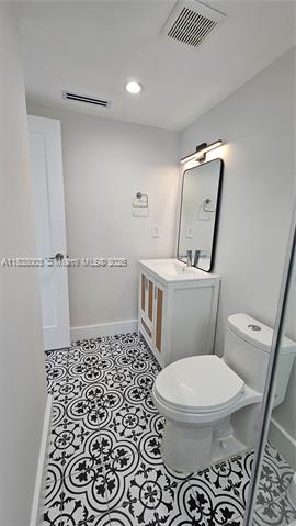 Building Photo - 424 NE 63rd St