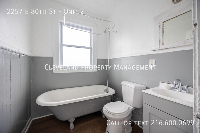 Building Photo - 2257 E 80th St