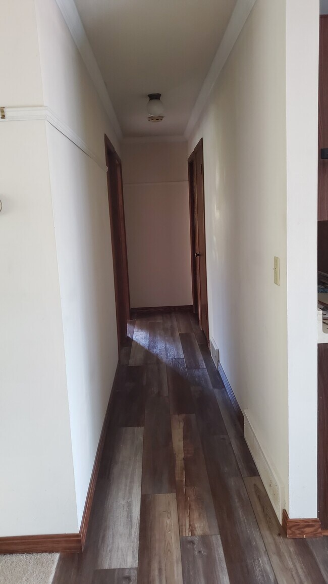 Building Photo - 741 E Imperial Dr