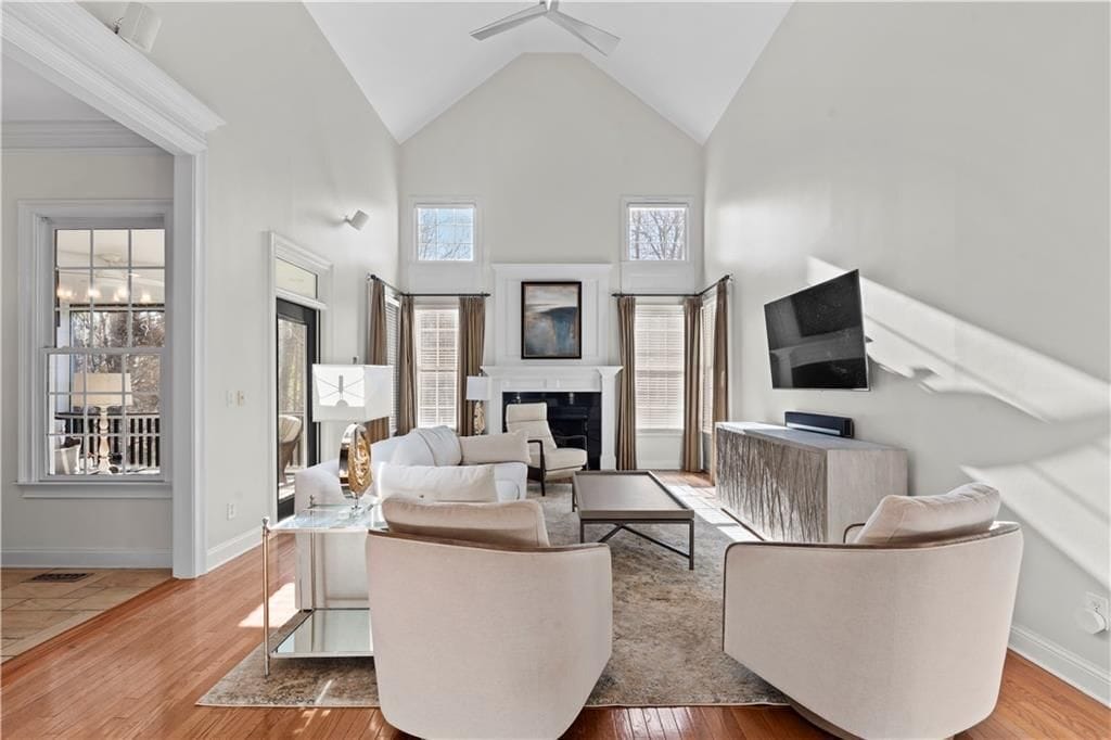 Building Photo - 102 N Cove Dr