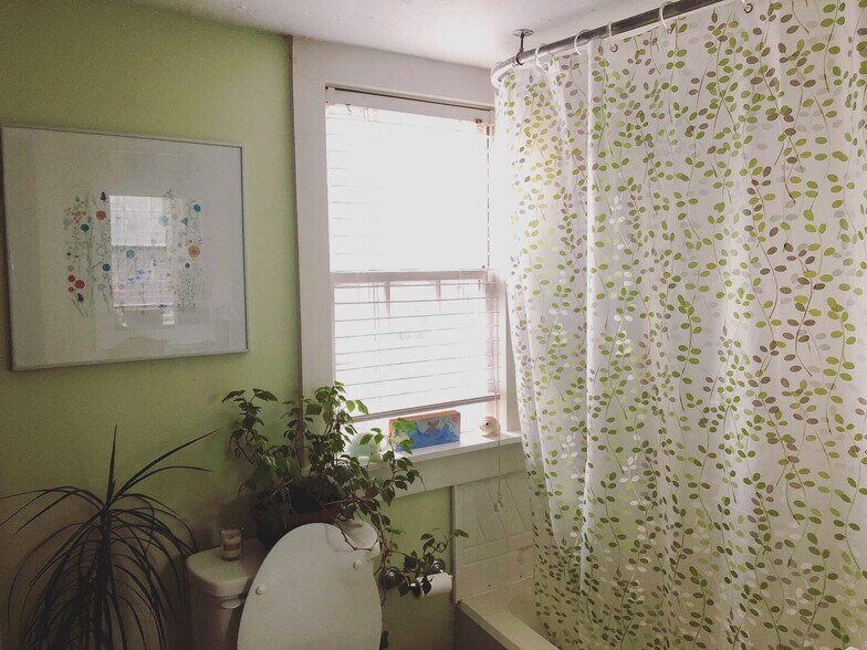 Building Photo - 189 South St