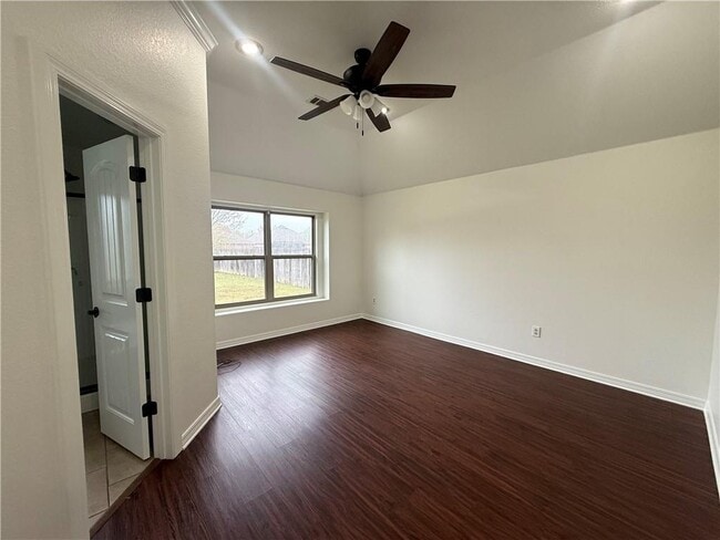 Building Photo - 3031 N Bentley Ridge