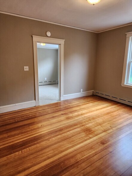 Building Photo - 34 Averton St