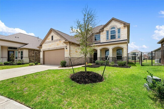 Building Photo - 3723 Lake Varano Cir