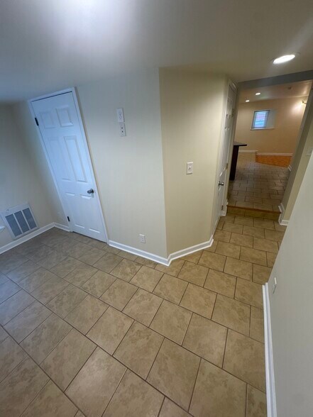 Building Photo - 2600 Duanesburg Rd