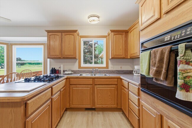 Building Photo - 5700 W M 36