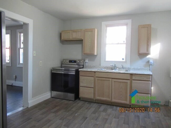 Building Photo - 107 Ackley Rd Ext