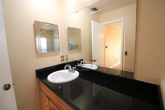 Building Photo - 10322 Manila Bay Dr