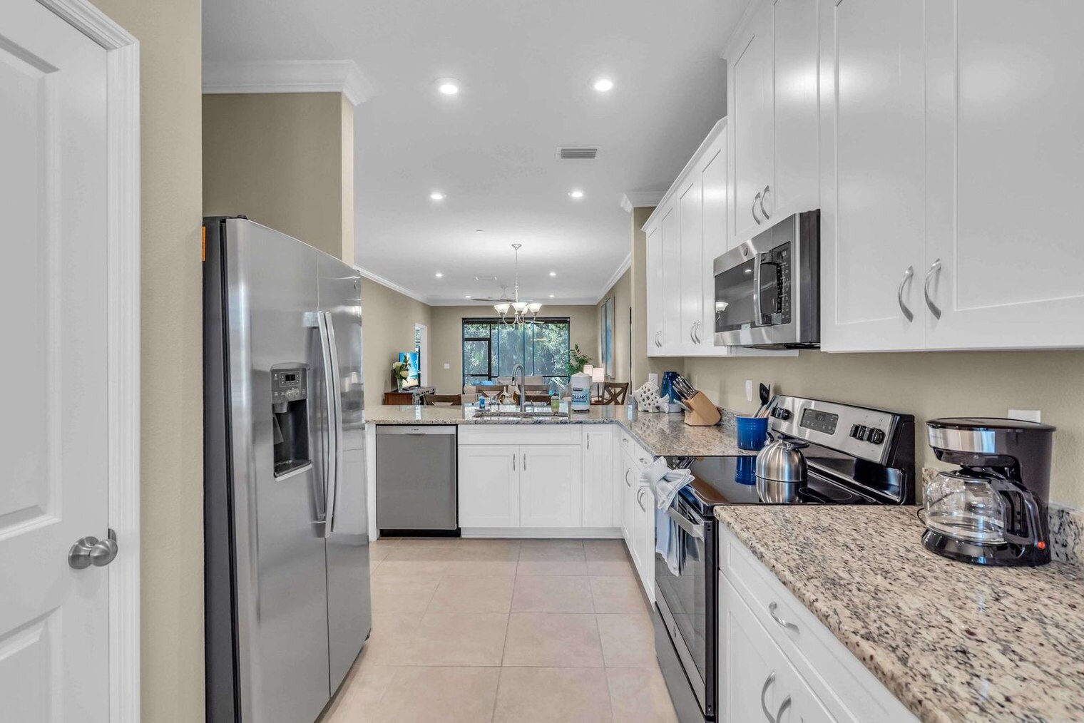 Building Photo - 12413 Osorio Ct