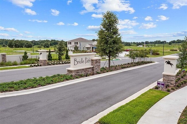 Building Photo - 5709 Horseshoe Loop