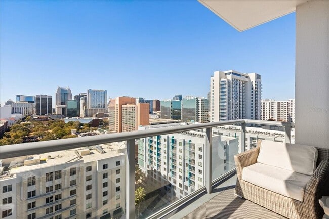 Building Photo - 260 S Osceola Ave