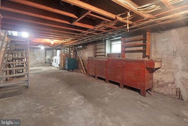 Building Photo - 862 Ohio Ave