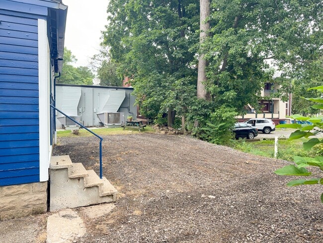 Building Photo - 114 Linden Rd