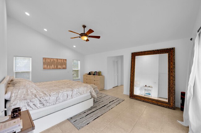 Building Photo - 4320 St Charles Way