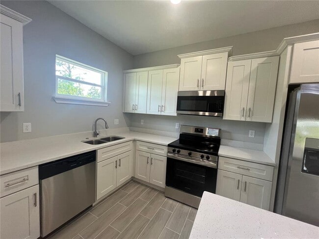 Building Photo - 1262 Oxsalida St