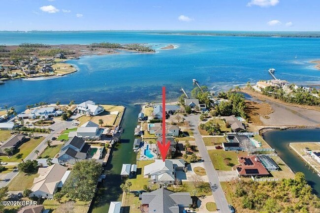 Building Photo - 2205 N Harbour Dr