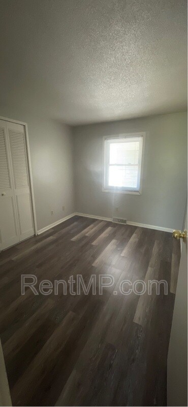 Building Photo - 1915 S Stockman Rd