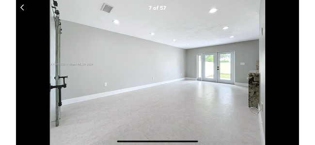 Building Photo - 13804 Kendale Lakes Dr